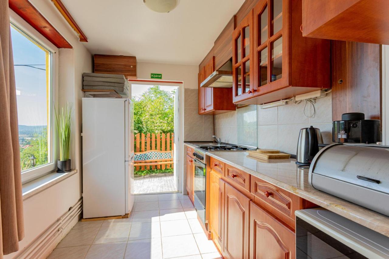Panorama Apartmanhaz Esztergom Exterior foto