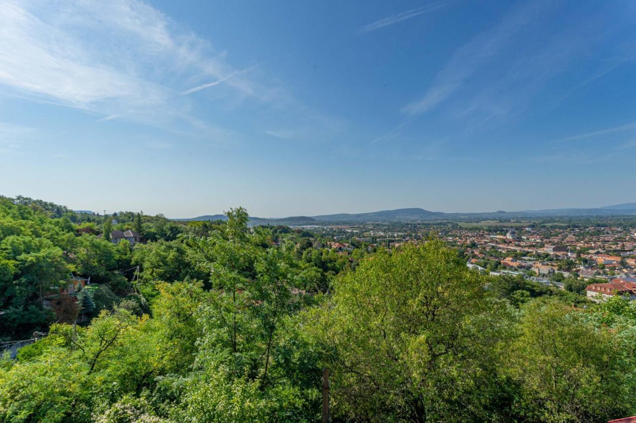 Panorama Apartmanhaz Esztergom Exterior foto